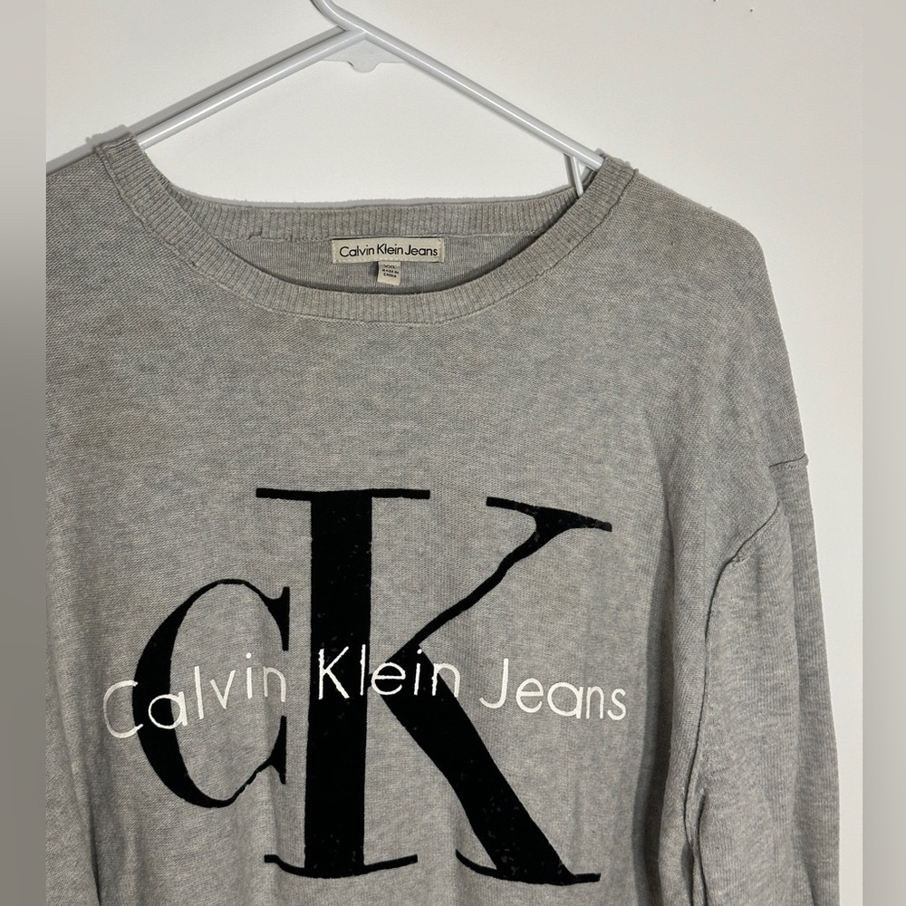 Calvin Klein - Grey Sweatshirt